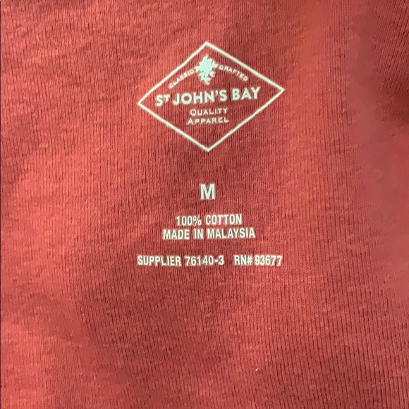 3/4 sleeve v neck top - Picture 2 of 2